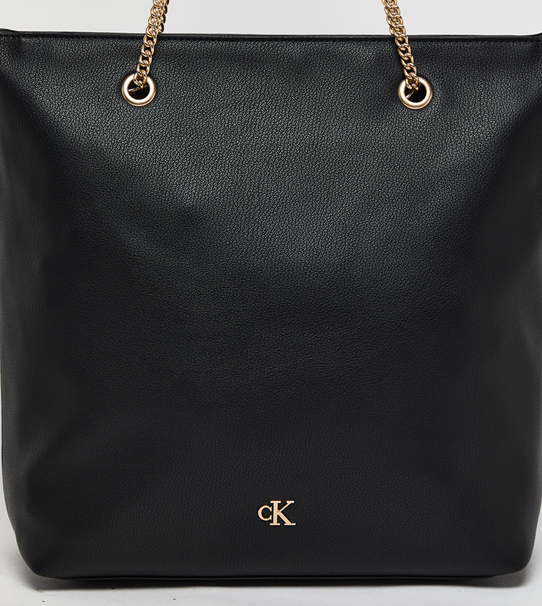 Textured Zip Closure Shoulder Bag