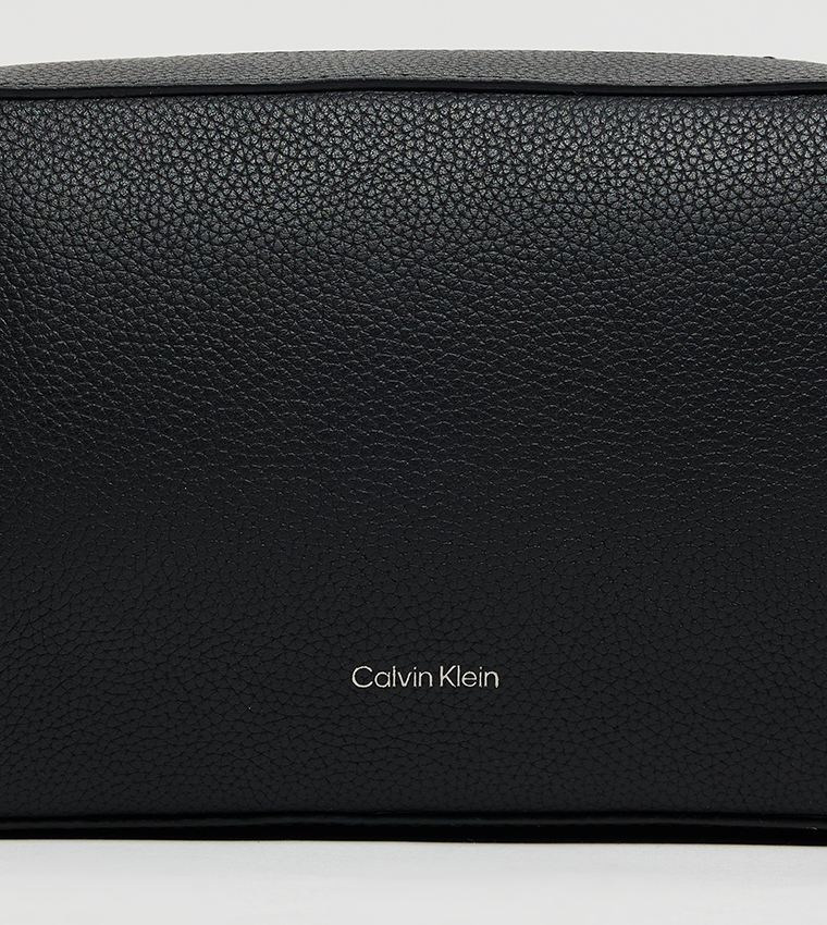 Textured Zippered Toiletry Bag