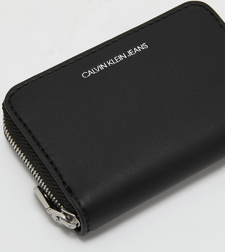 Calvin klein sales wristlet wallet