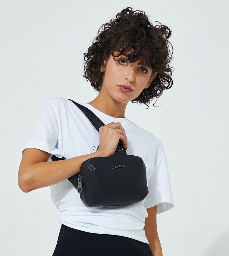 Buy Calvin Klein D2N Harness Cross Body Bag In Black | 6thStreet Kuwait