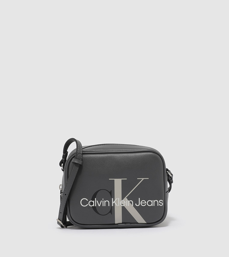 Calvin Klein Jeans SCULPTED BAG MONO - Across body bag - dune/off-white 