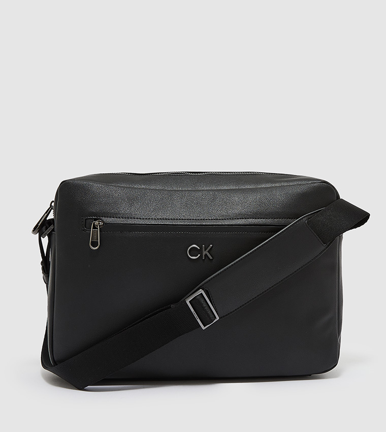 Calvin klein cheap messenger