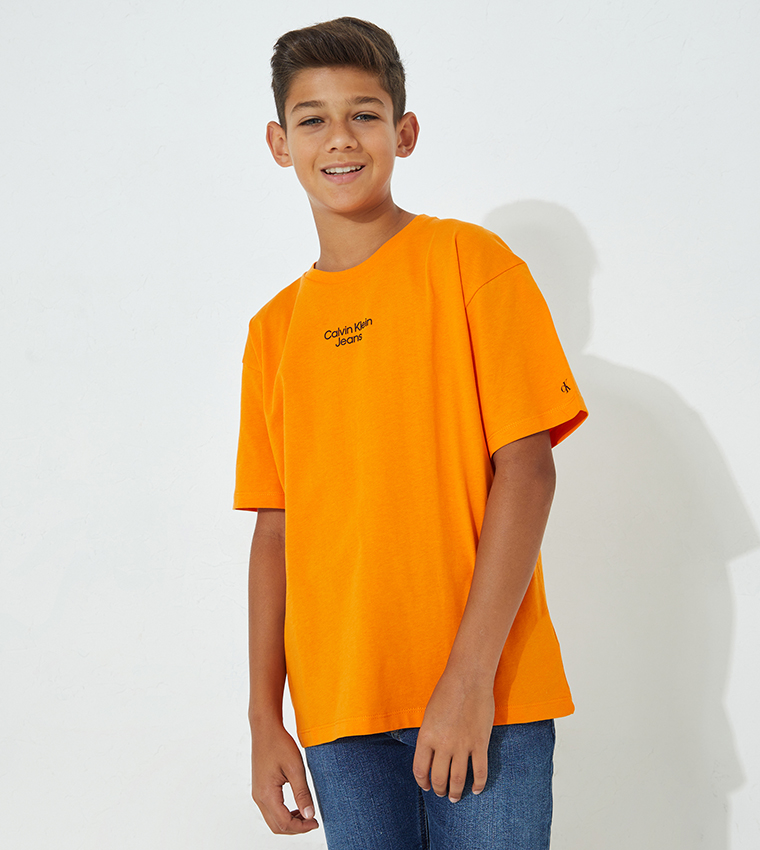 Buy Calvin Klein Stacked Printed | Bahrain In 6thStreet Shirt Logo T Orange