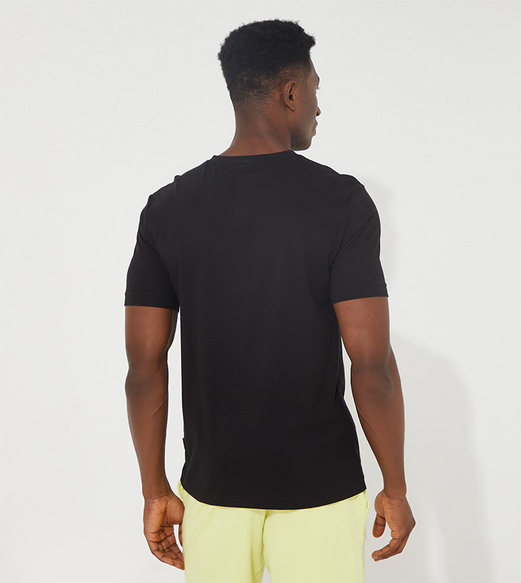 Buy Calvin Klein Liquid Touch V Neck T Shirt In Black | 6thStreet Qatar