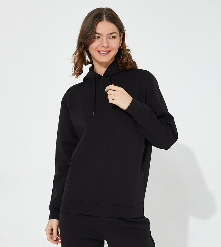Buy Calvin Klein Minimal Scuba Long Sleeves Hoodie In Black | 6thStreet  Kuwait