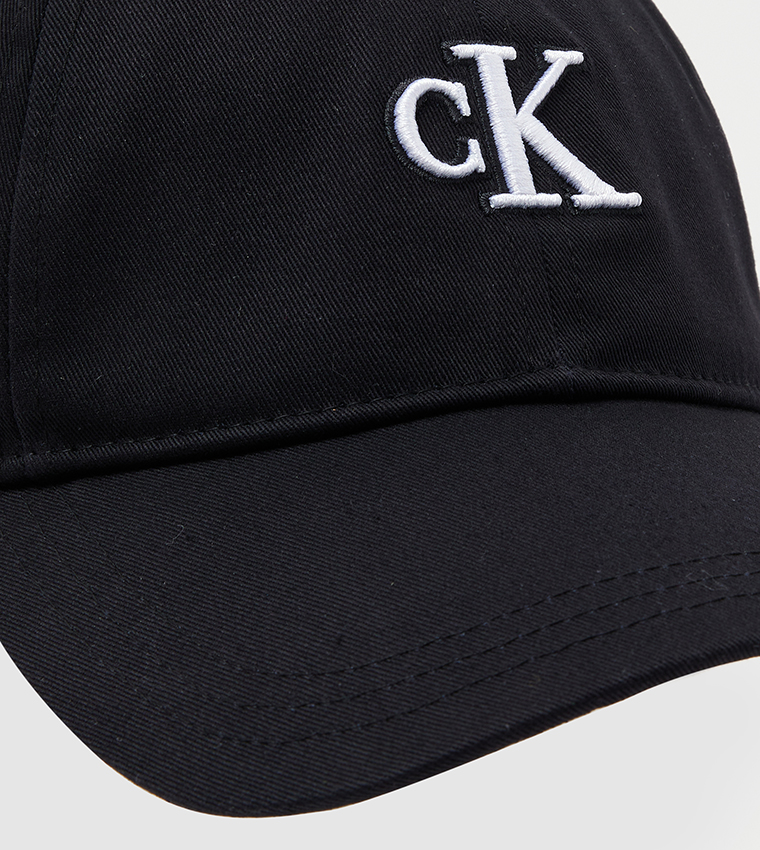 Calvin klein hotsell black baseball cap