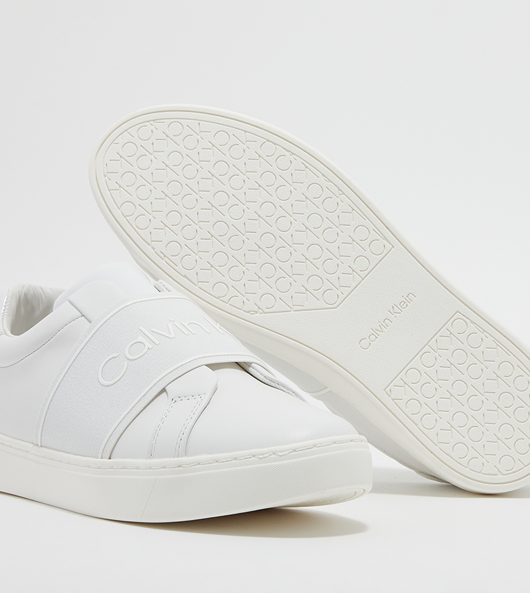 Lacoste carnaby evo 318 slip womens hotsell