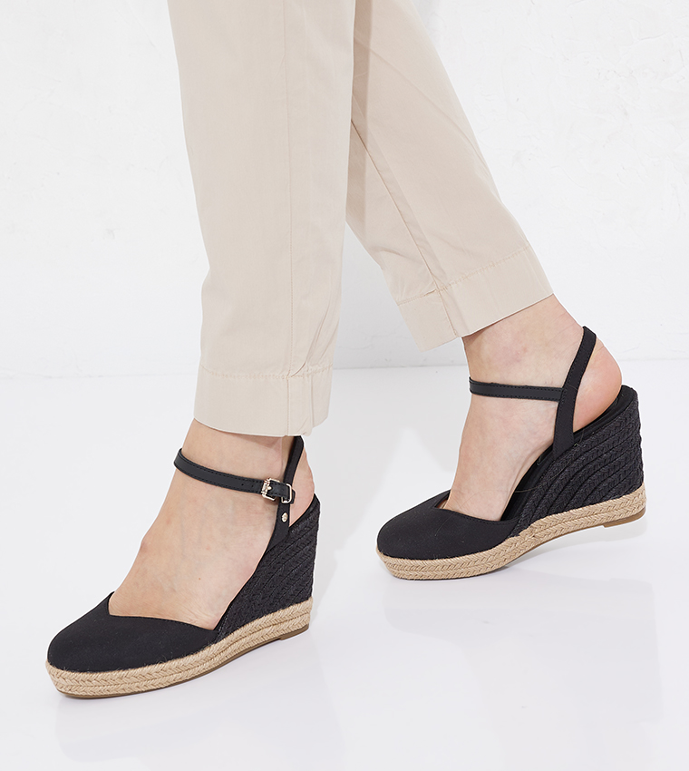 Closed toe high wedges best sale