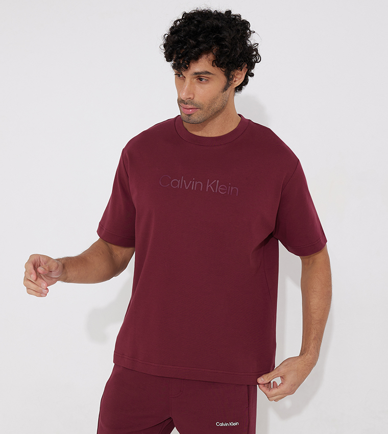 Buy Calvin Klein Embroidered Logo Short Sleeves T Shirt In Maroon 6thStreet Bahrain