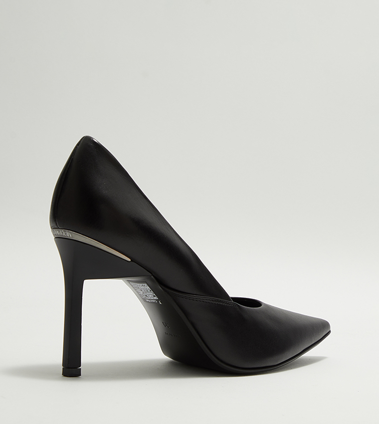 Calvin klein pointed store toe pumps