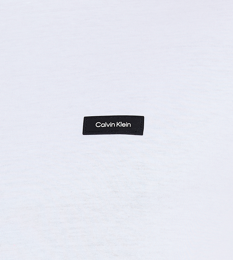Logo Detail Short Sleeves T-Shirt