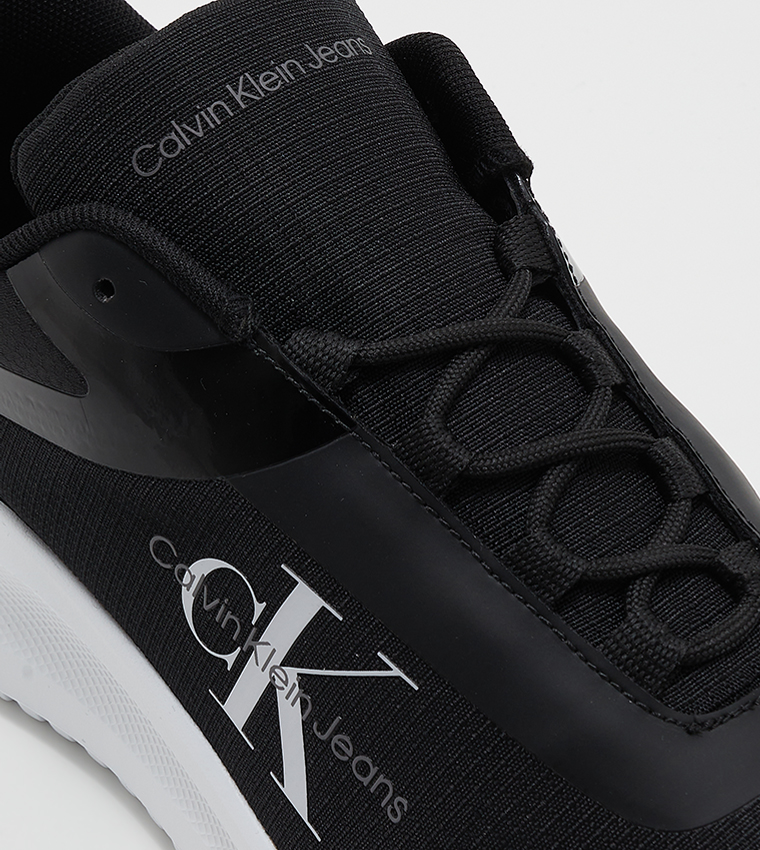 Logo Detail Lace-Up Running Shoes