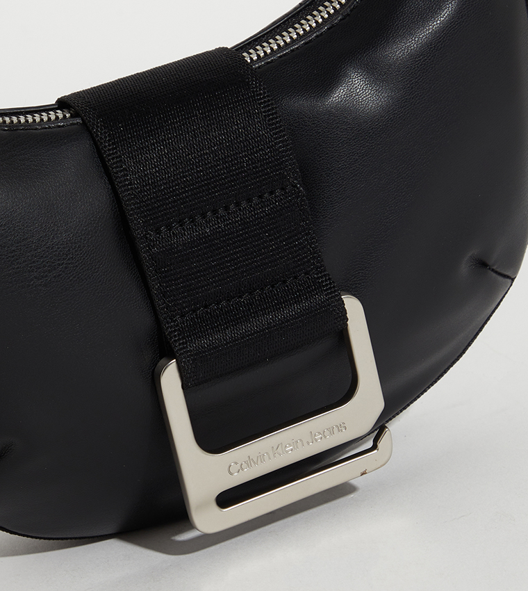 Off Duty Shoulder Bag