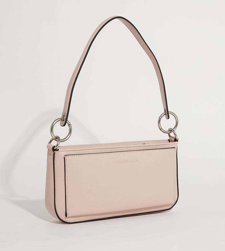 حقيبة كتف بطبعة شعار