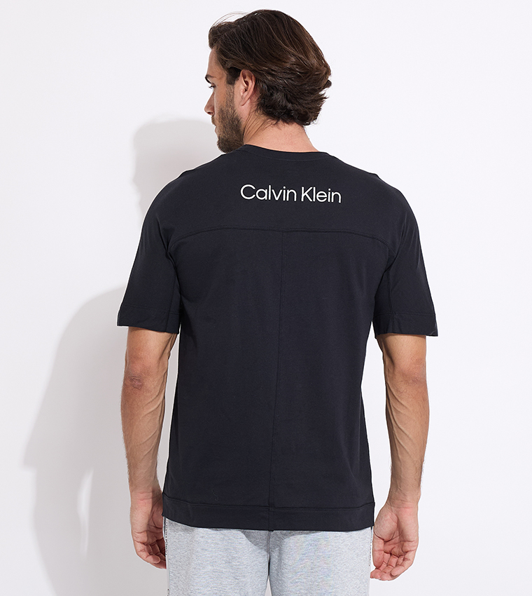 Logo Detail Short Sleeves T-Shirt