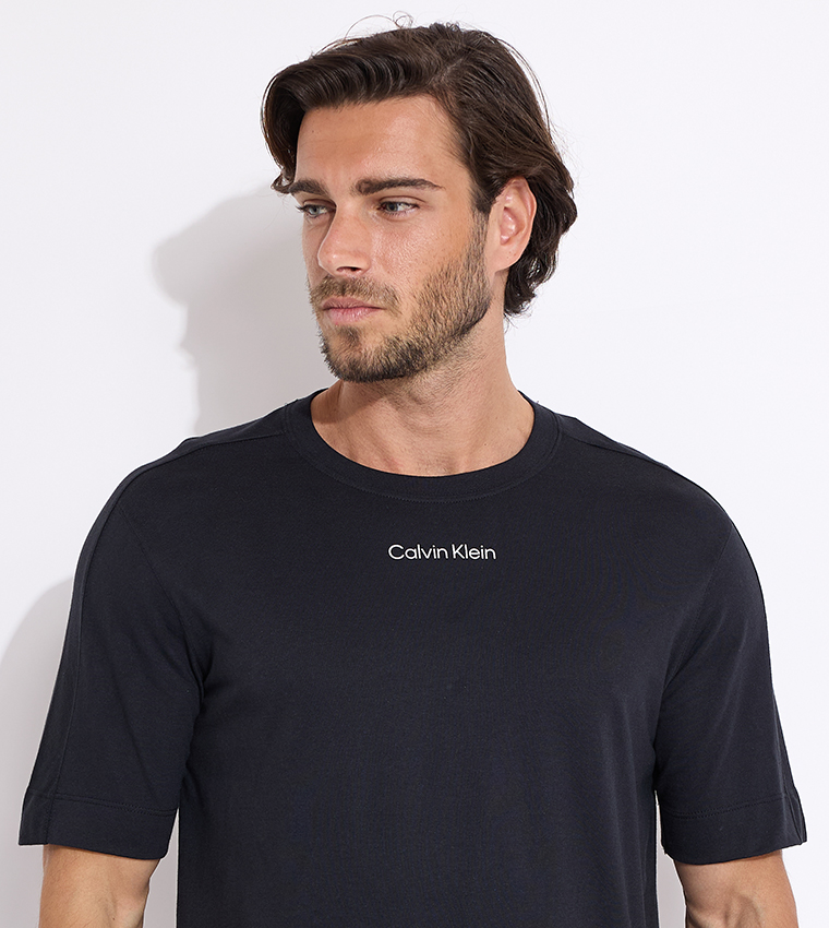 Logo Detail Short Sleeves T-Shirt