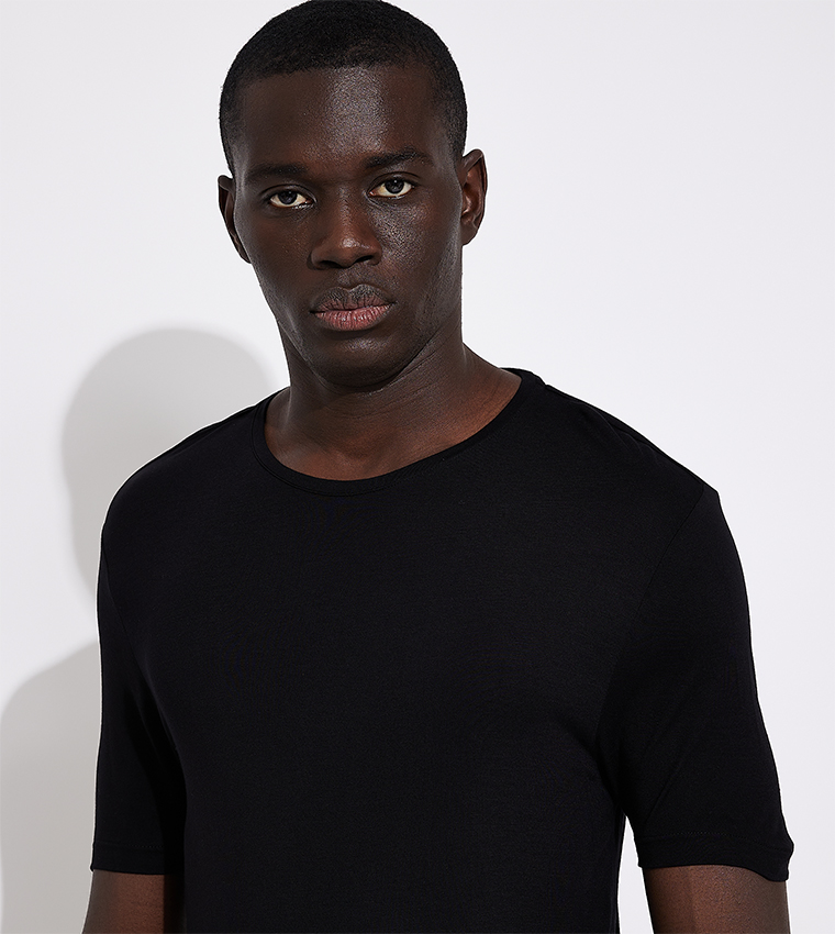 Solid Crew Neck T-Shirt