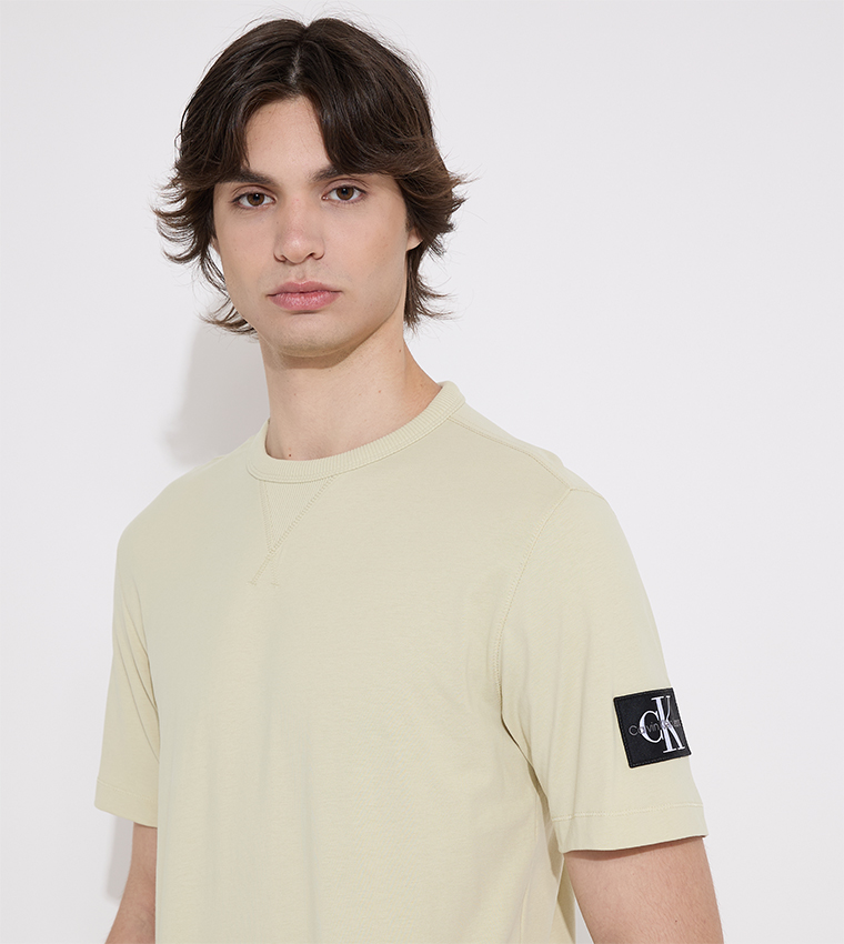 Logo Badge Detail Crew Neck T-Shirt