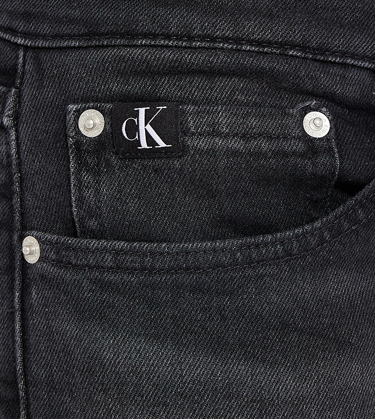 Washed Mid-Rise Slim Fit Jeans