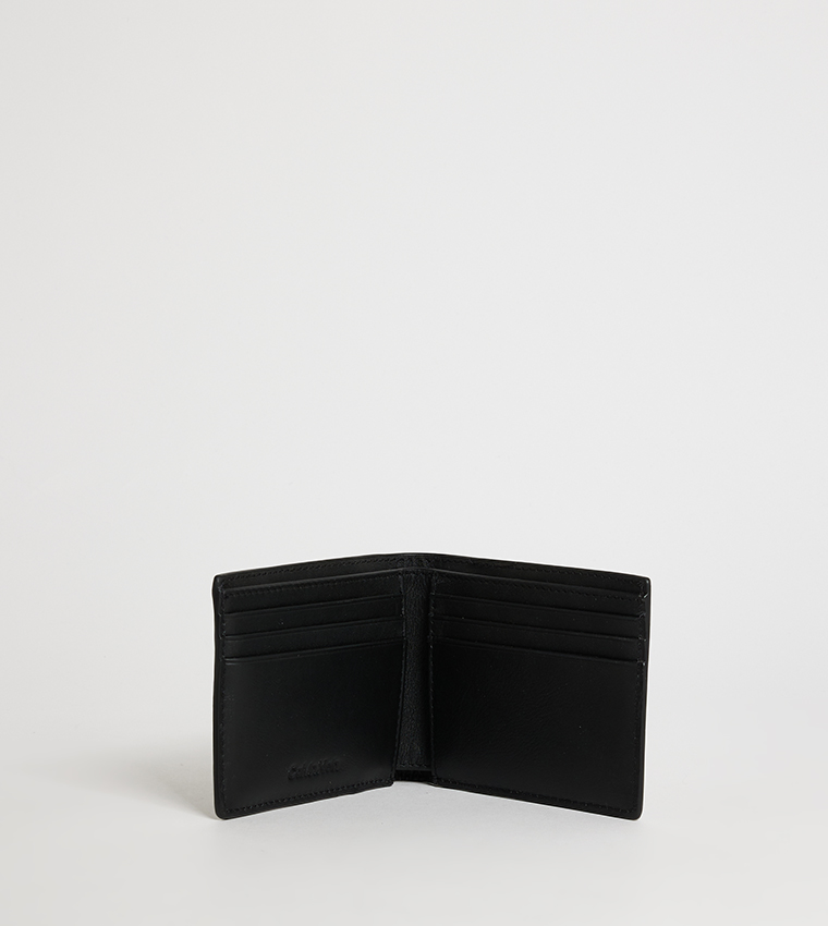 Minimal Focus Bi-Fold Wallet