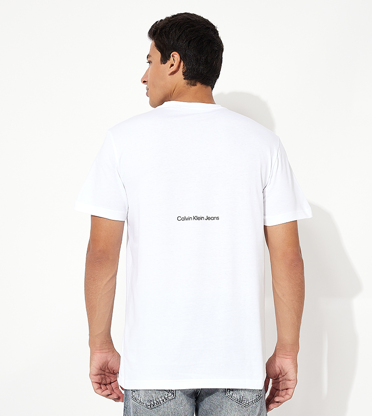 تيشيرت باقة دائرية وطبعة 