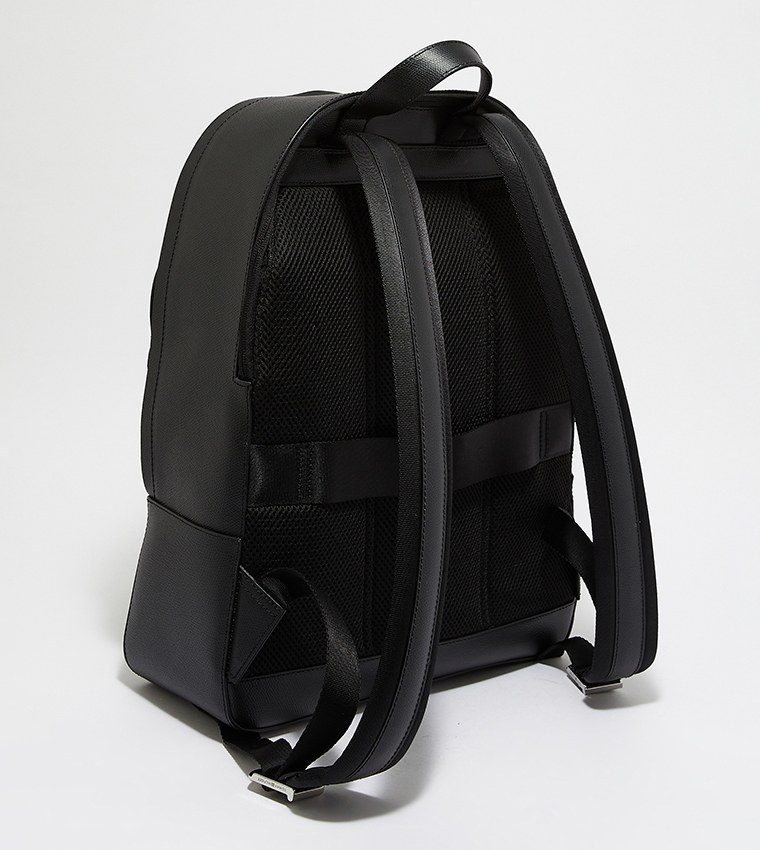 Buy Tommy Hilfiger Business Leather Backpack In Black 6thStreet Bahrain