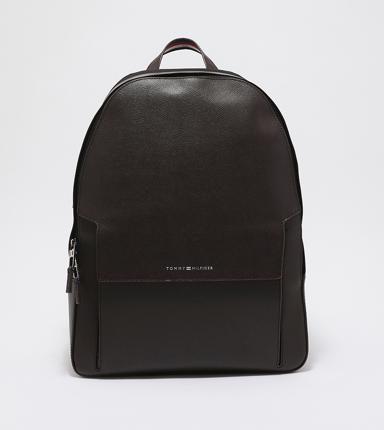 Black leather best sale tommy hilfiger backpack