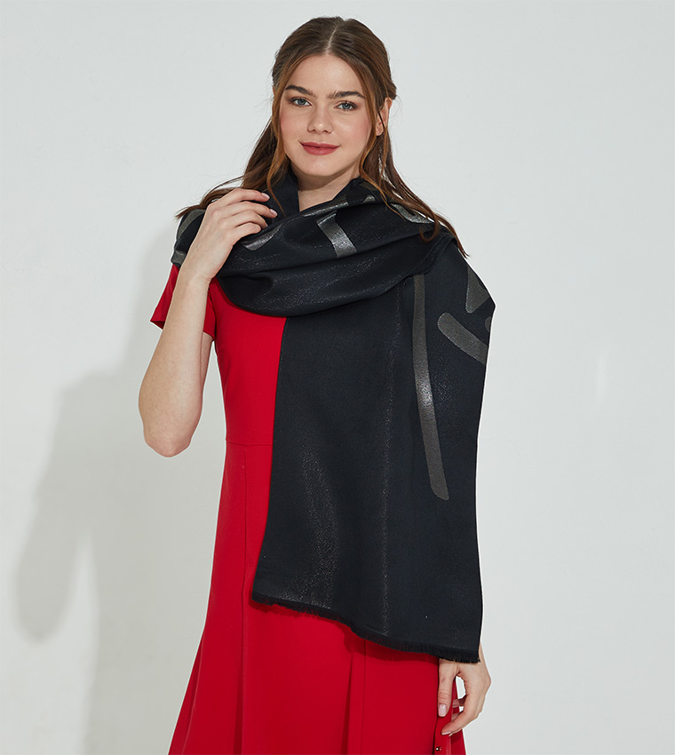 Buy Tommy Hilfiger Signature Feminine Scarves In Black 6thStreet UAE