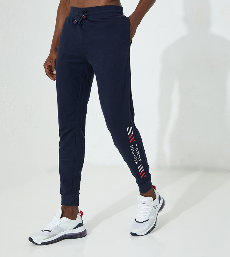 Tommy hilfiger slim hot sale fit joggers