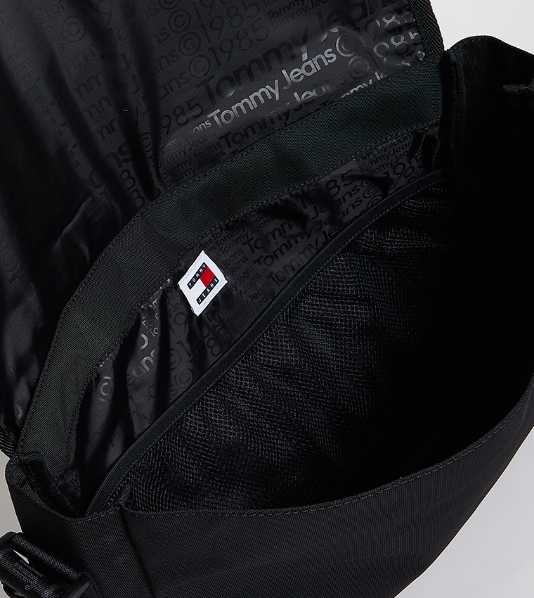 Essential Logo Badge Laptop Bag