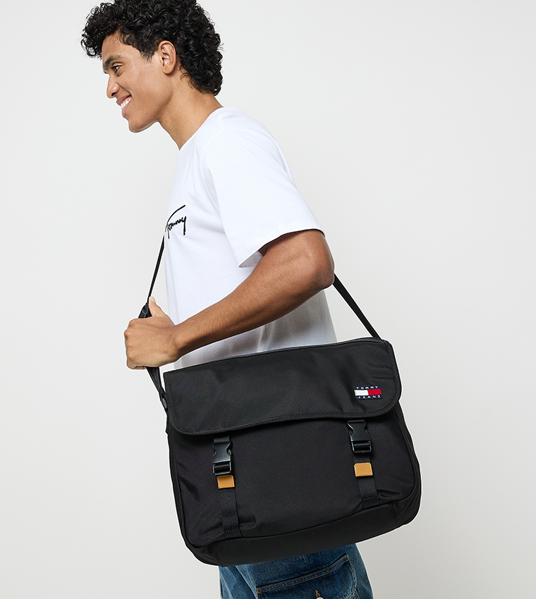 Essential Logo Badge Laptop Bag