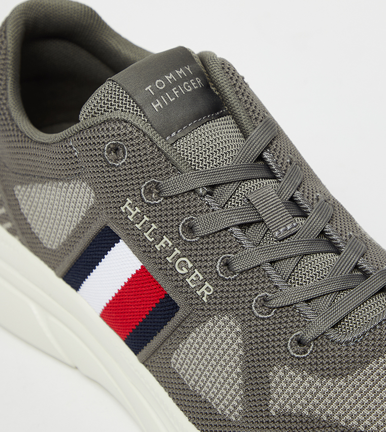 Modern Knitted Runner Shoes