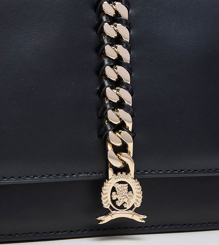 Chain-Link Detail Shoulder Bag