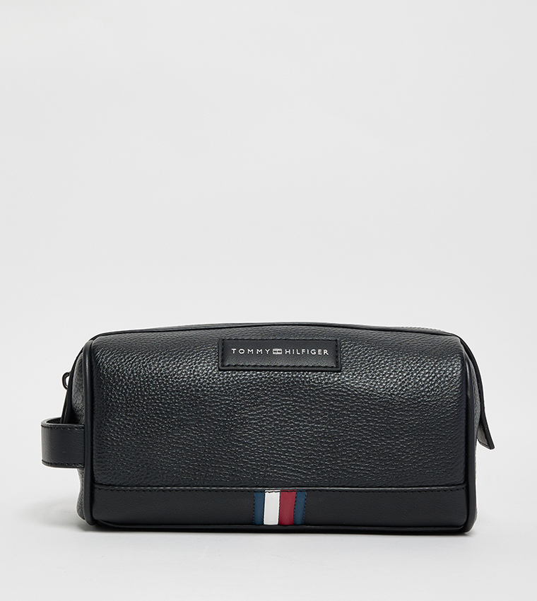 Logo Detail Washbag