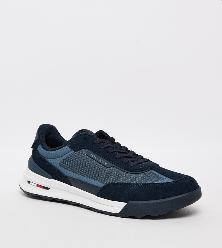 Retro Lace Up Runner Sneakers