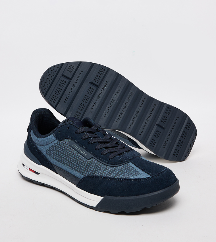 Retro Lace Up Runner Sneakers