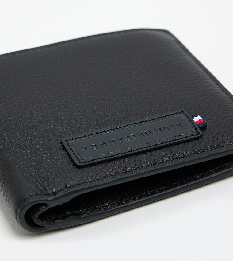 Premium Logo Detail Wallet