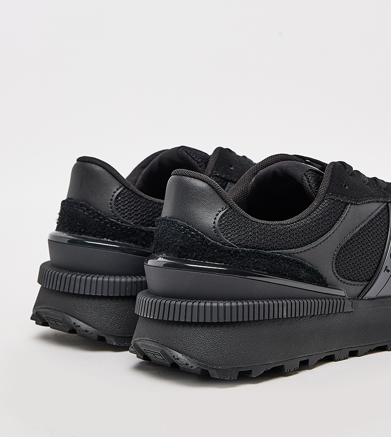 Mesh Detail Lace Up Runner Sneakers