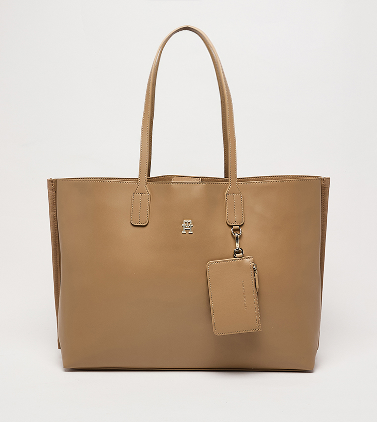 DISTINCT Logo Detail Tote Bag