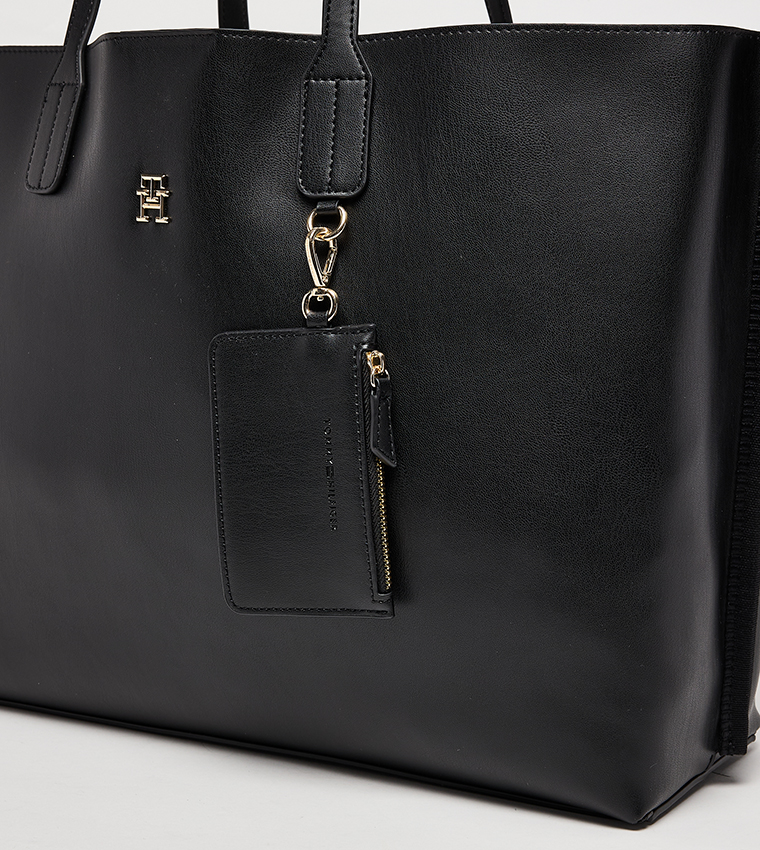 DISTINCT Logo Detail Tote Bag