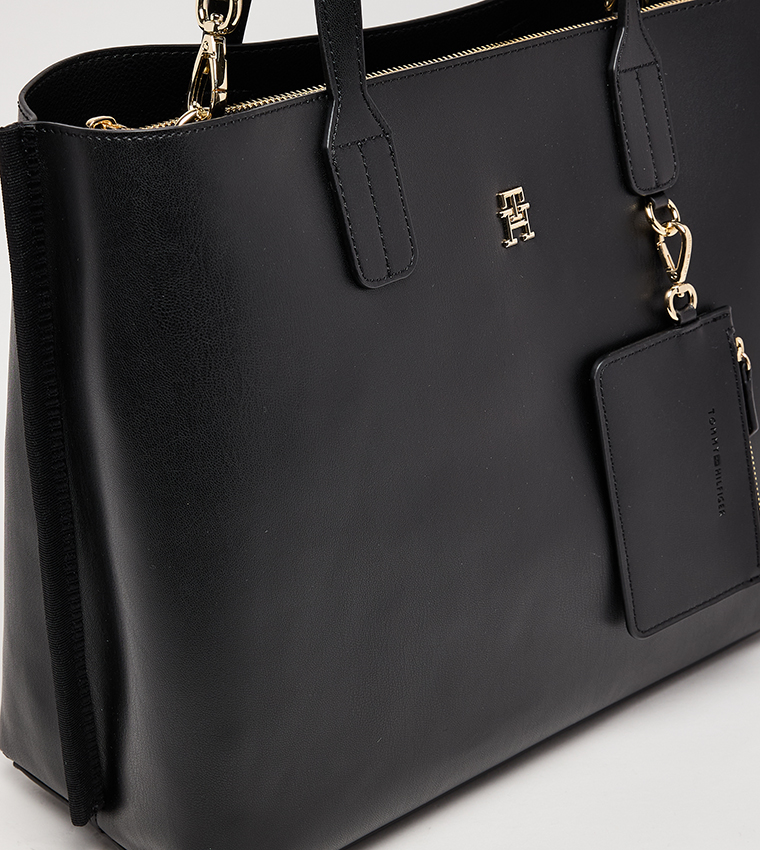 DISTINCT Logo Detail Tote Bag