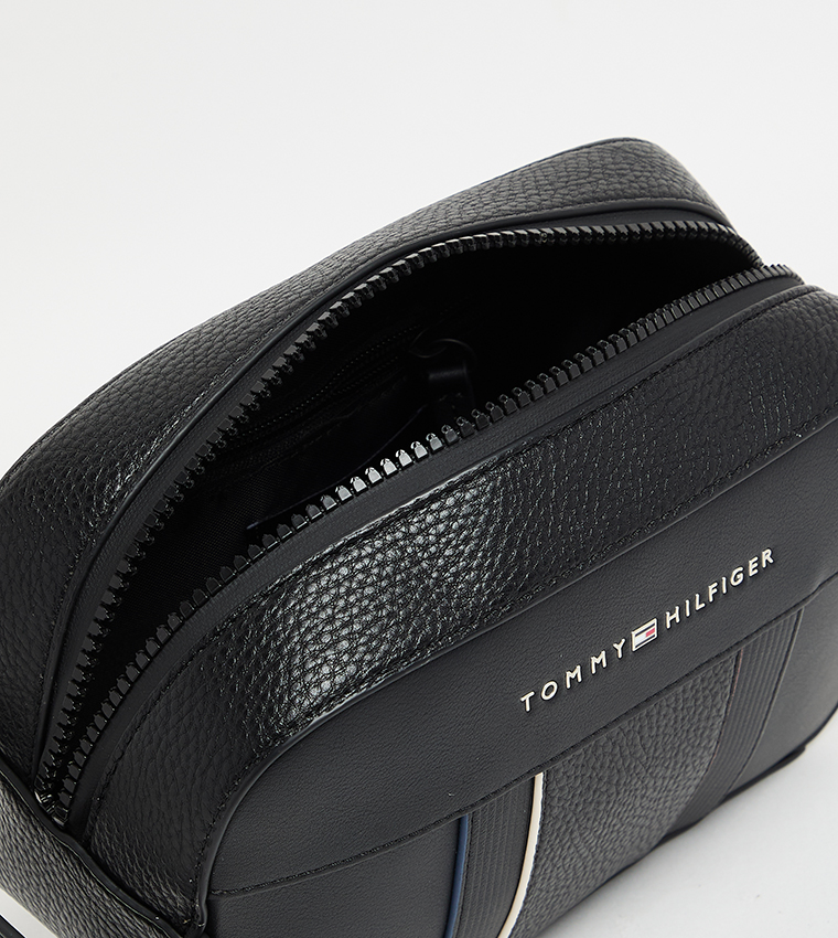Logo Detail Zippered Toiletry Bag