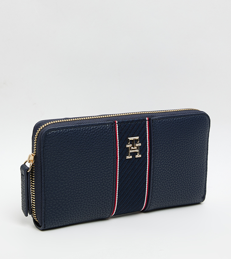 محفظة طويلة بشعار