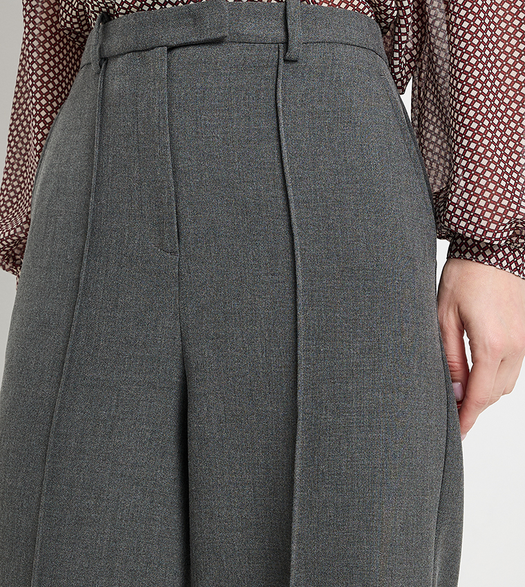 Seam Detail Straight Fit Pants