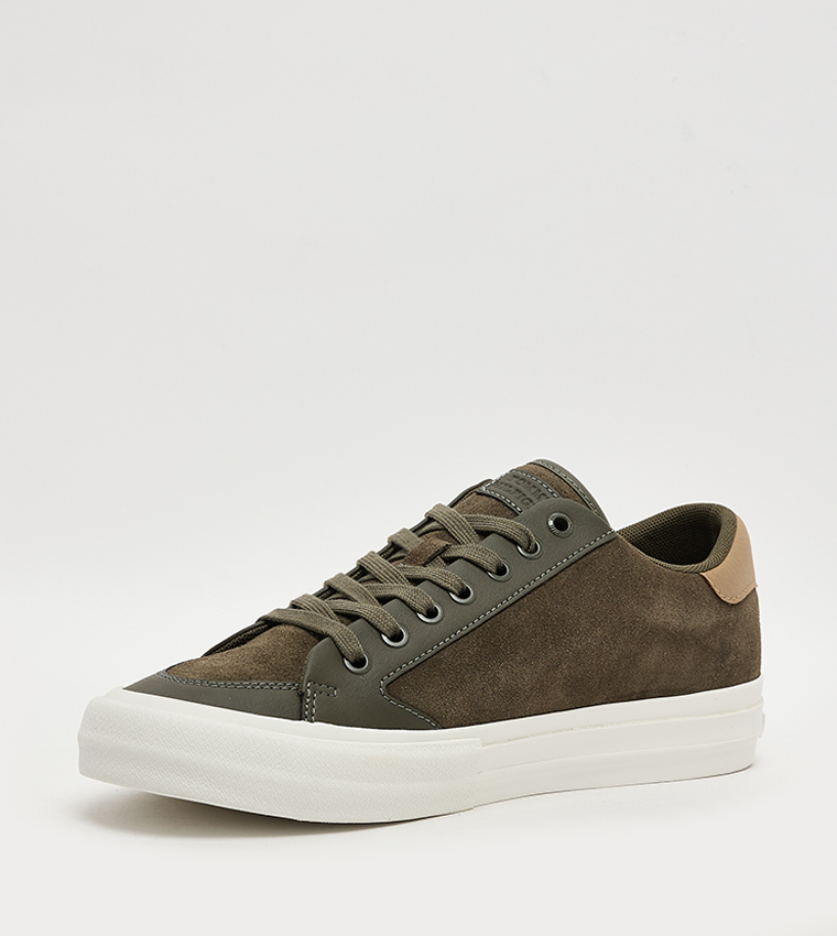 Round Toe Lace-UP Sneakers
