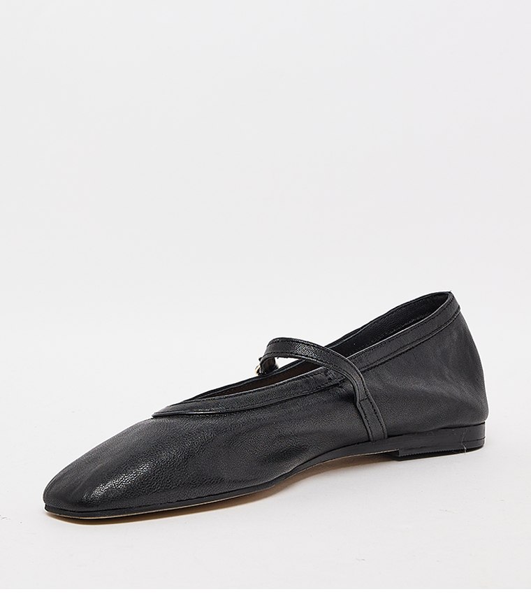 Textured Mary Jane Shoes