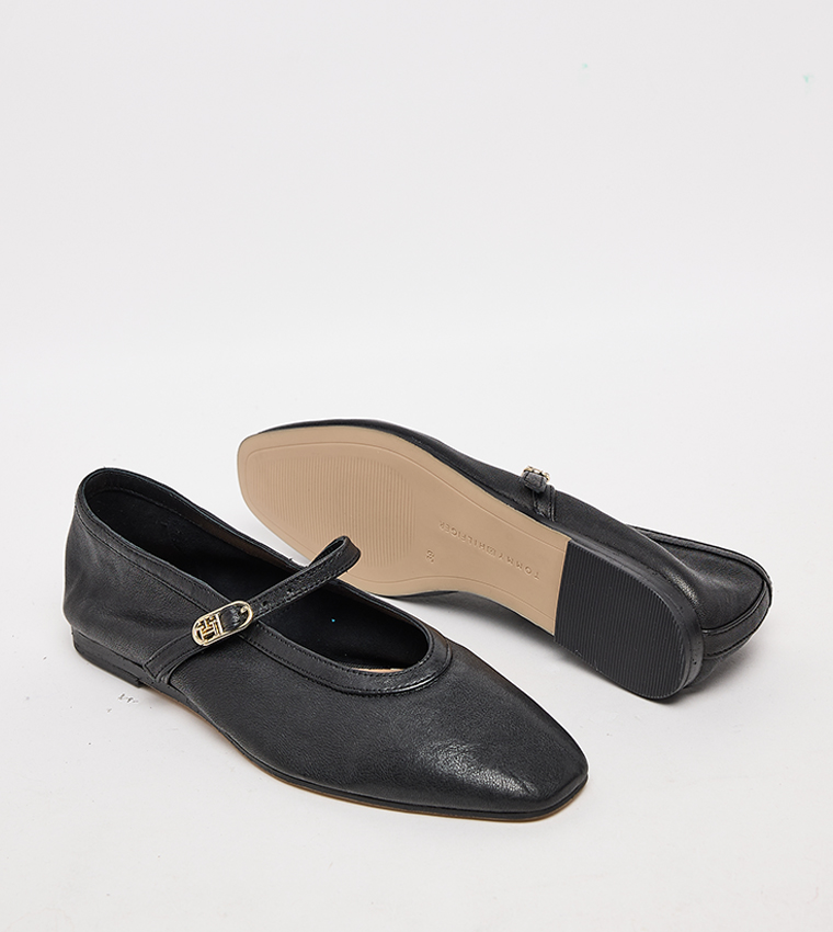 Textured Mary Jane Shoes