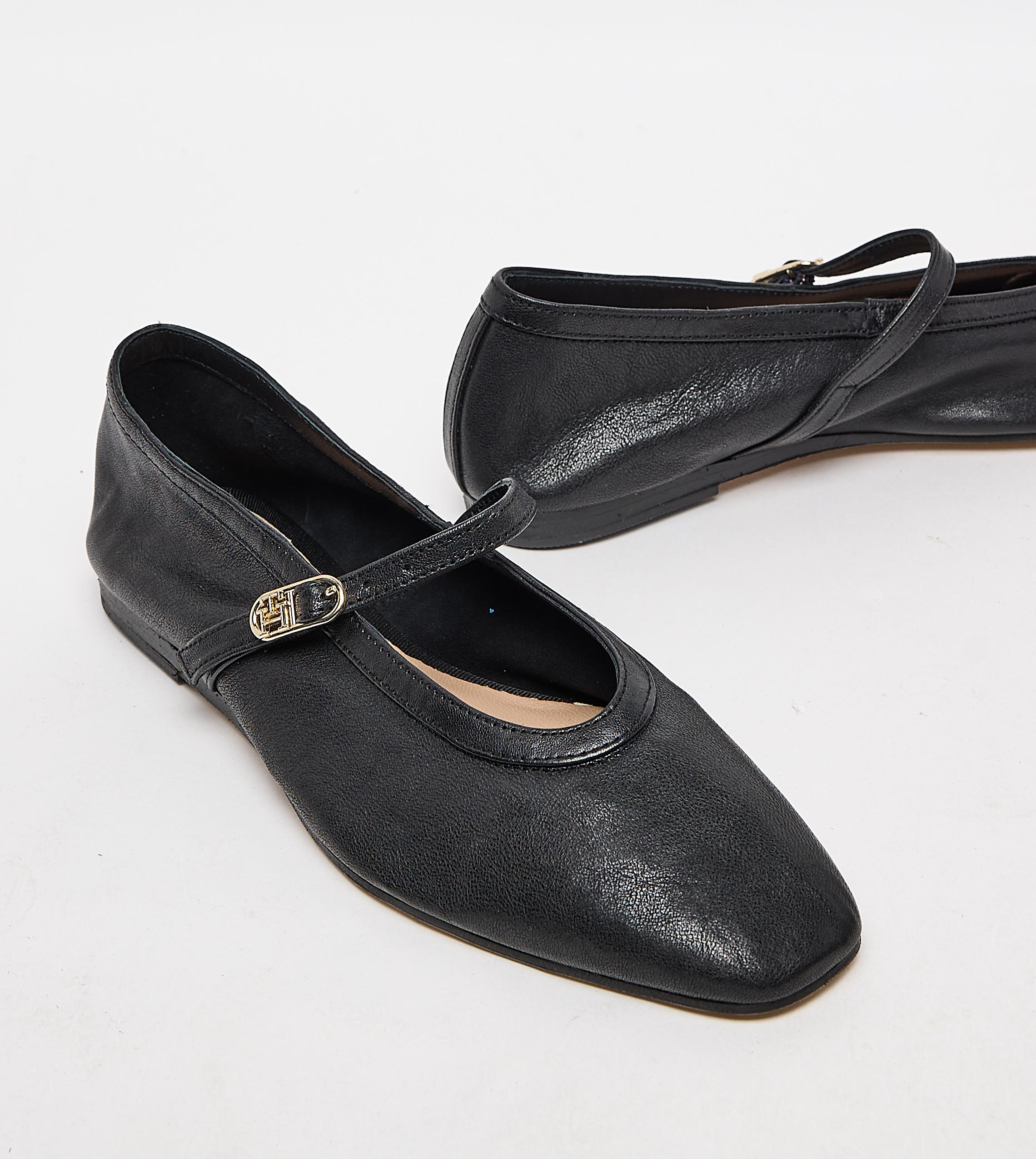 Textured Mary Jane Shoes