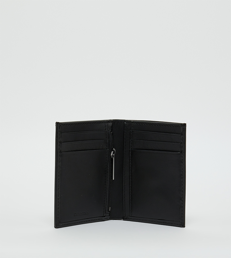 Logo Detail Smooth Bifold Cardholder