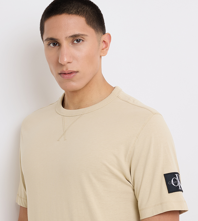 Logo Badge Short Sleeves T-Shirt